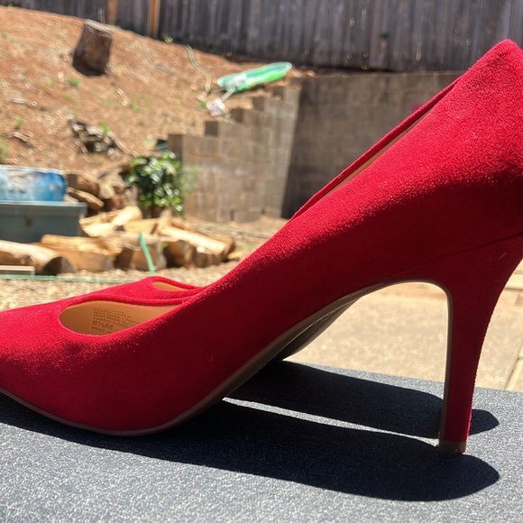 Red Heel Pumps Suede Leather Pointed Toe I.N.C. - Picture 5 of 9